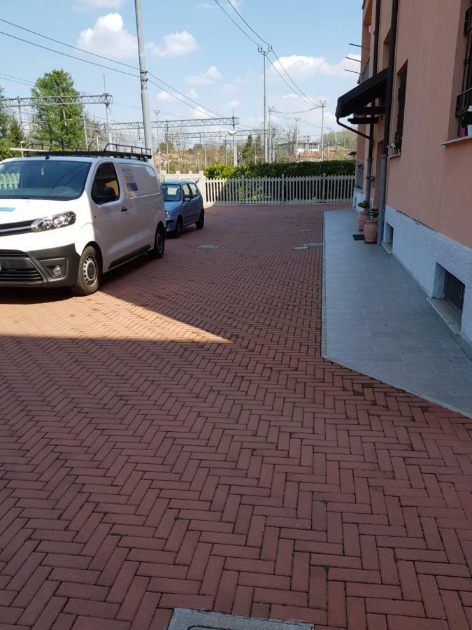 Appartamento Delle Rose Sesto Calende Buitenkant foto